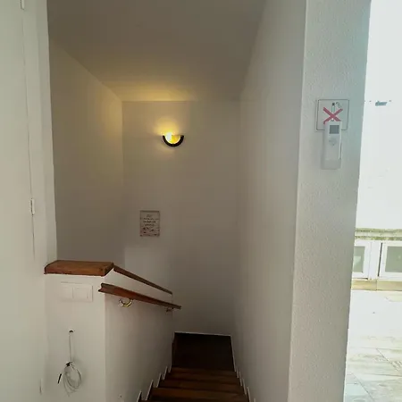 Duplex, Piscina Y Playa Nyaraló