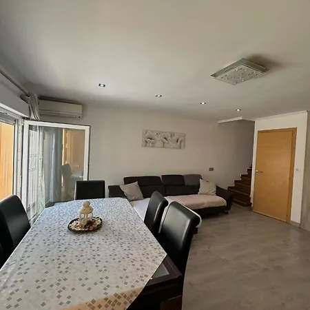 Holiday home Duplex, Piscina Y Playa